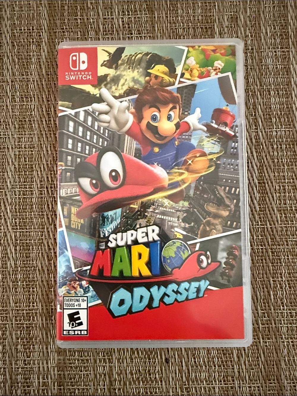 Nintendo Switch - Super Mario Odyssey